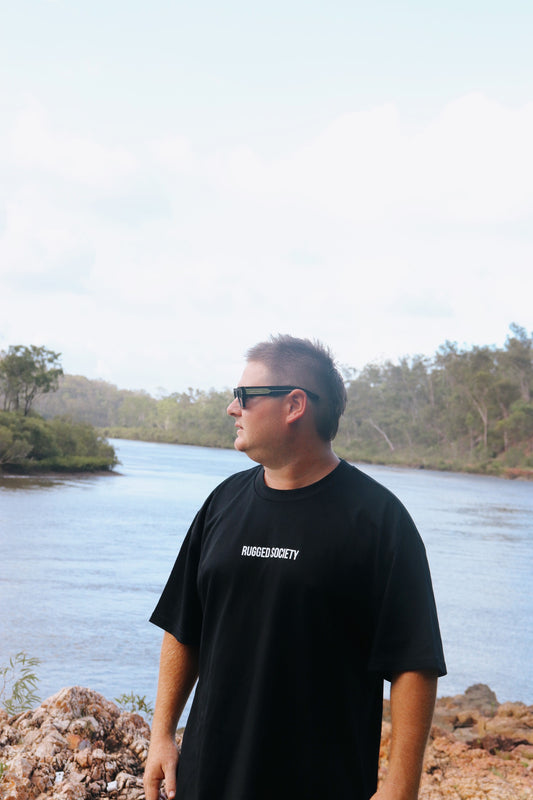 CLASSIC RUGGED TEE - BLACK