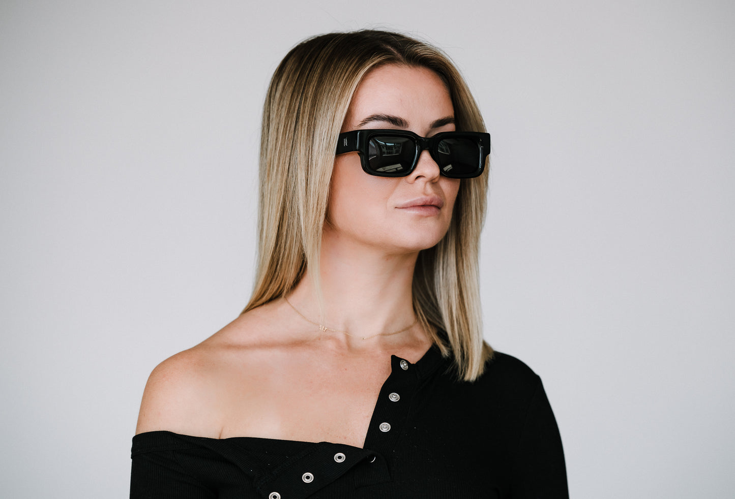 MIDNIGHT ONYX SUNGLASSES
