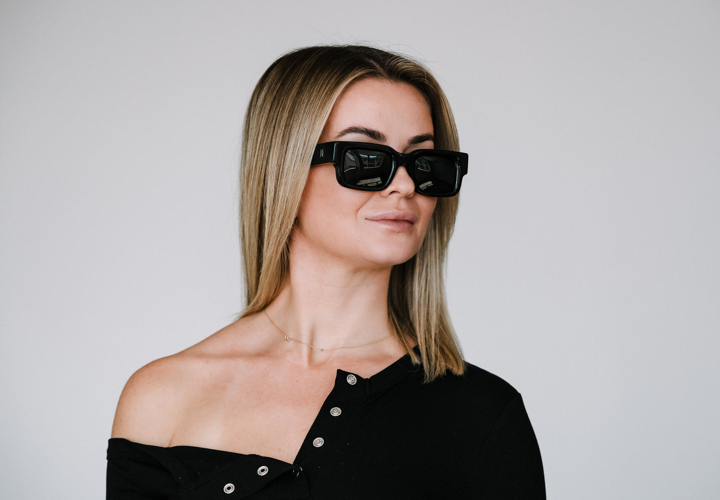 MIDNIGHT ONYX SUNGLASSES